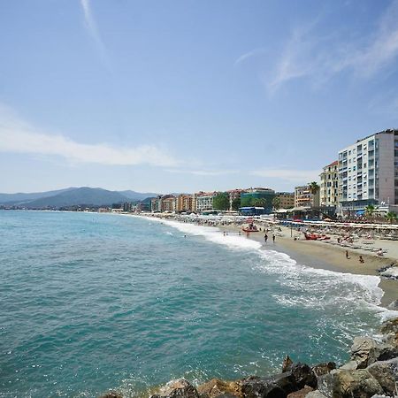 Joy Guest House Savona Exterior foto